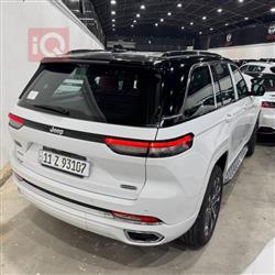 جیپ گراند شیرۆکی